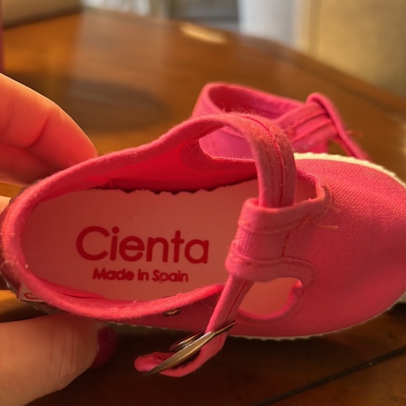 Cienta t strap size 19 worn once - Picture 2 of 3